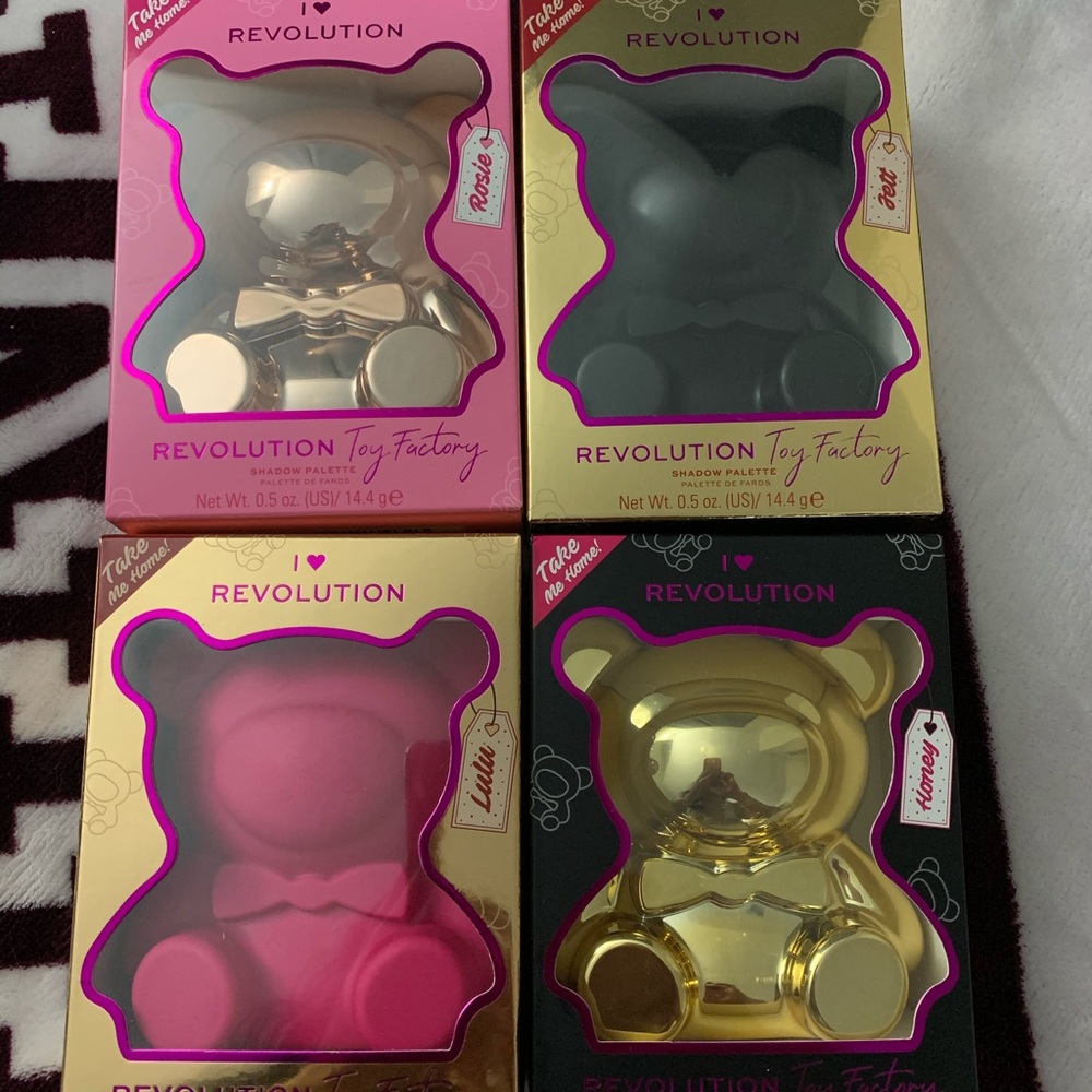 I revolution toy factory eye make up set of 4
